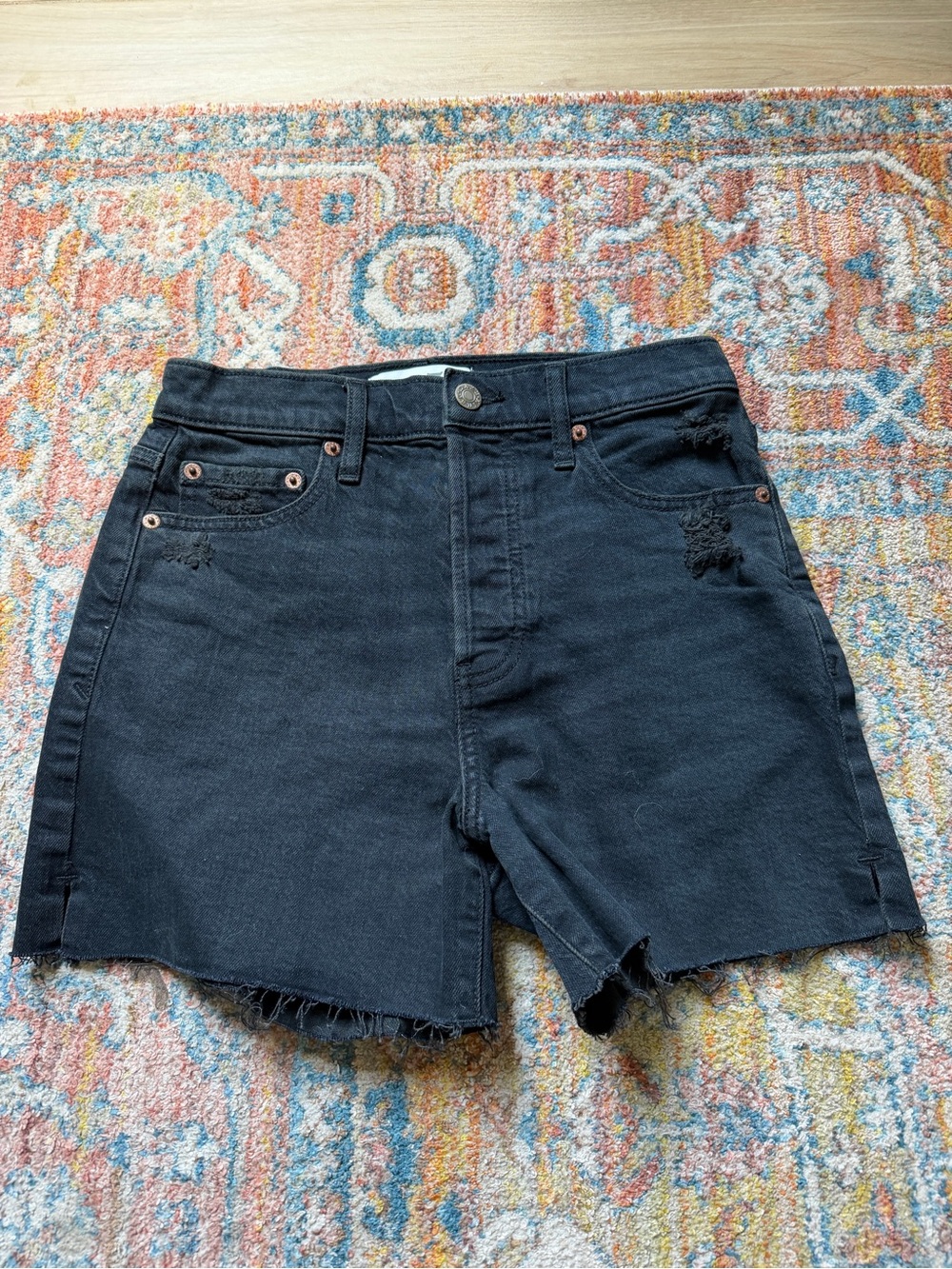 DAZE Bottom Line High Rise Cutoff Shorts | Raven Vintage Black | Size 25